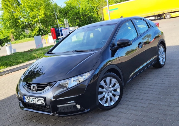 Honda Civic cena 39999 przebieg: 129832, rok produkcji 2012 z Drezdenko małe 781